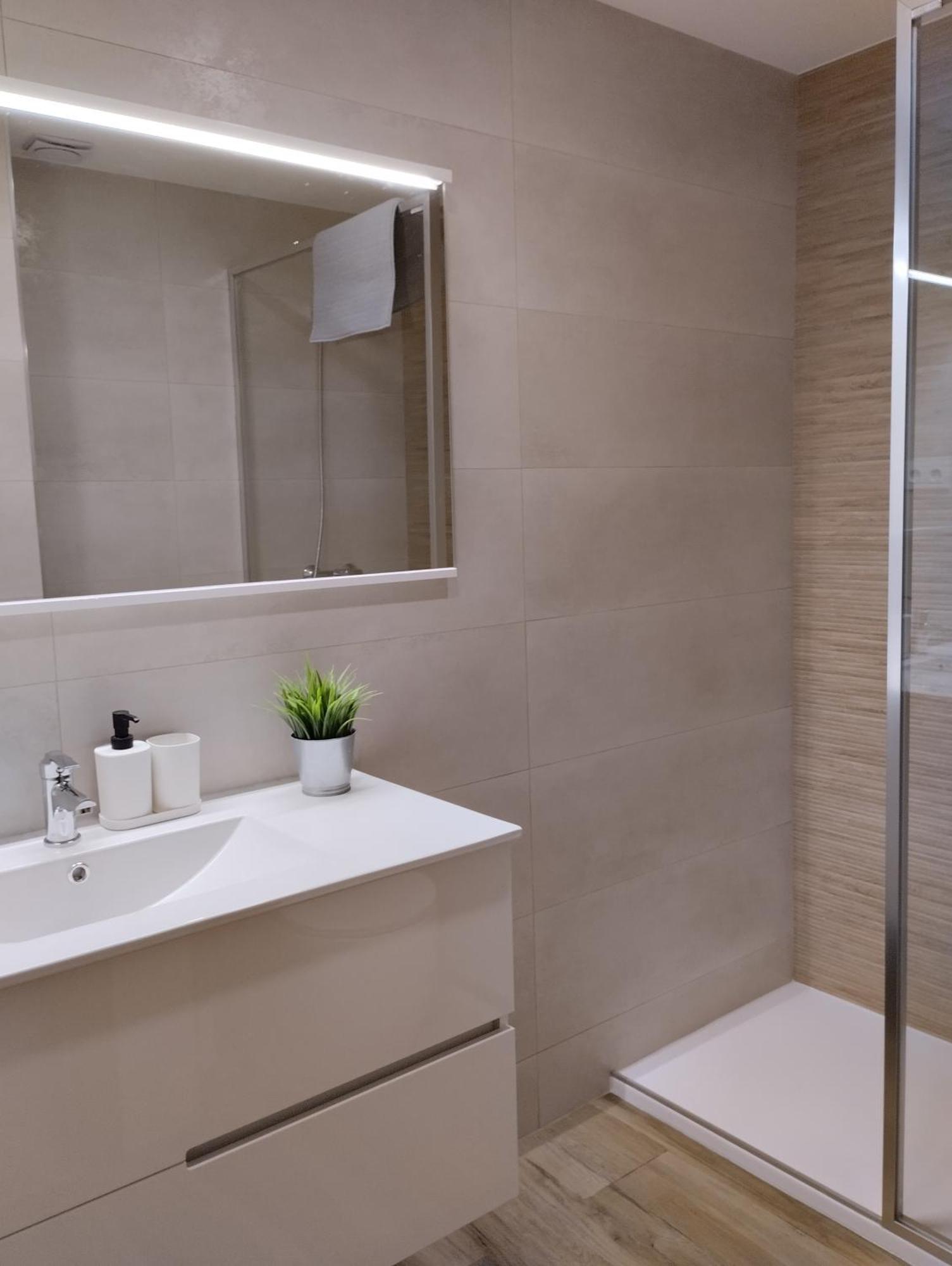 Apartamentos Ch Салоу Екстер'єр фото